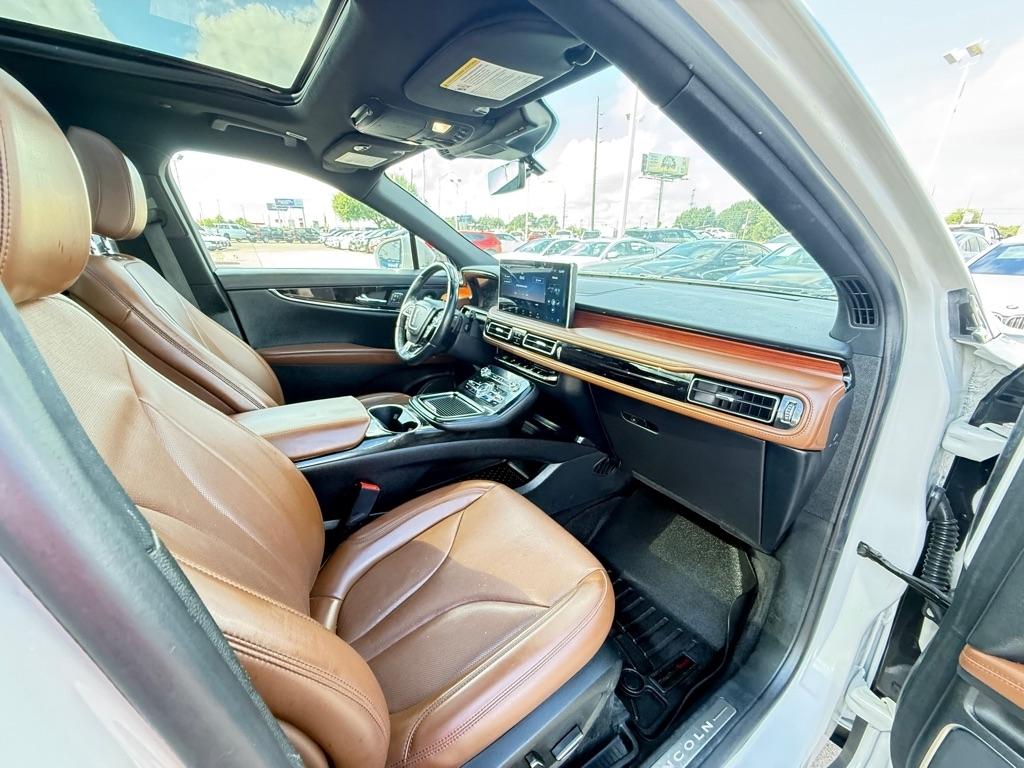 Lincoln Nautilus Reserve AWD 2022
