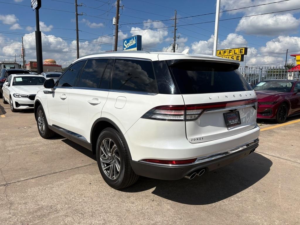 Lincoln Aviator Standard AWD 2023