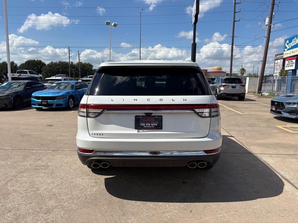 Lincoln Aviator Standard AWD 2023