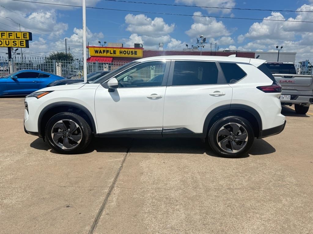 Nissan Rogue SV 2024
