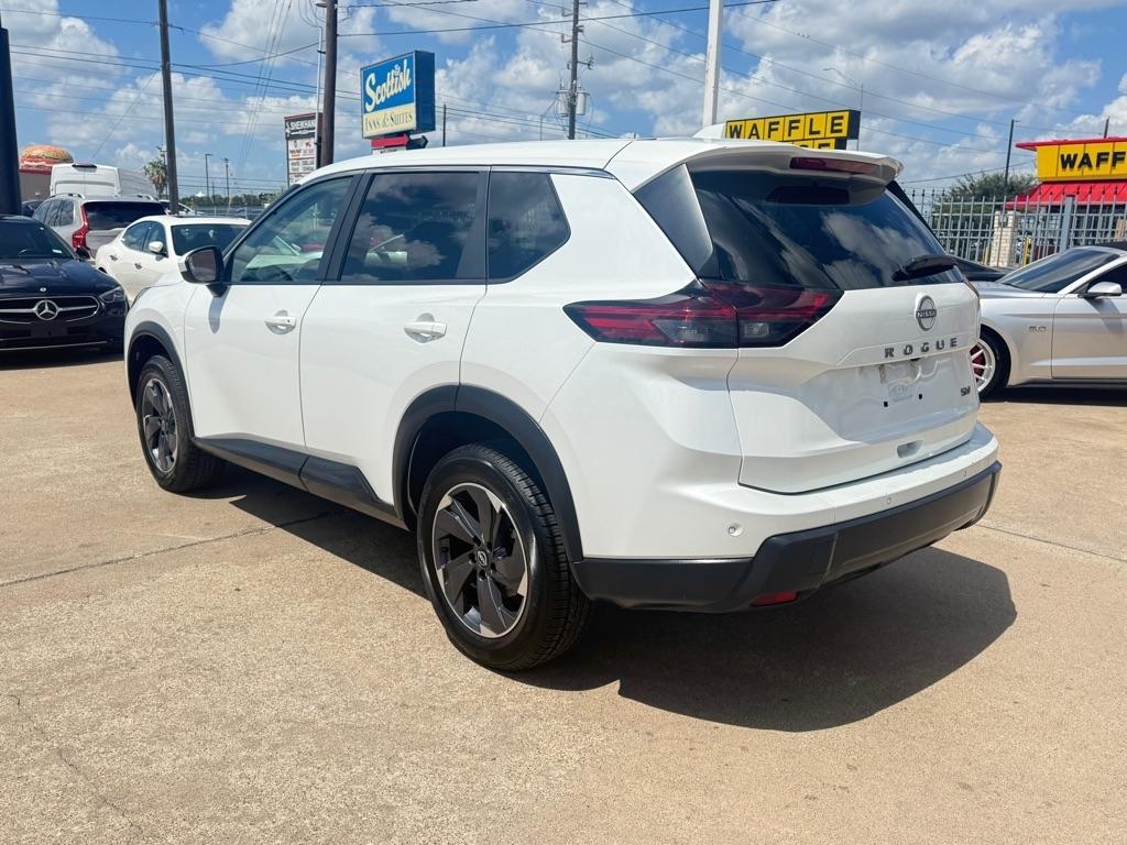 Nissan Rogue SV 2024