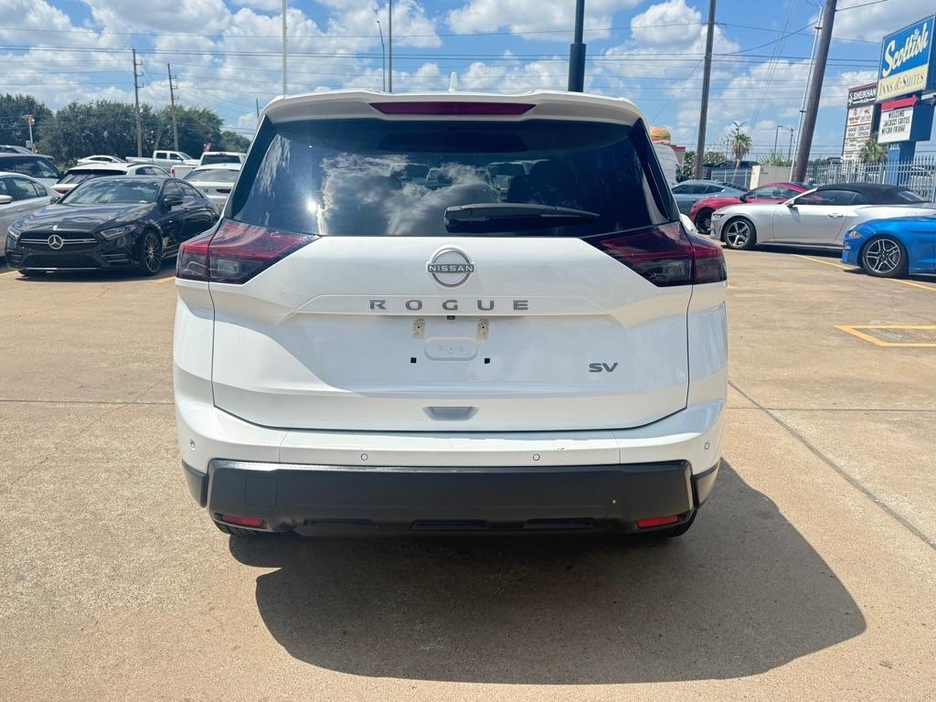 Nissan Rogue SV 2024