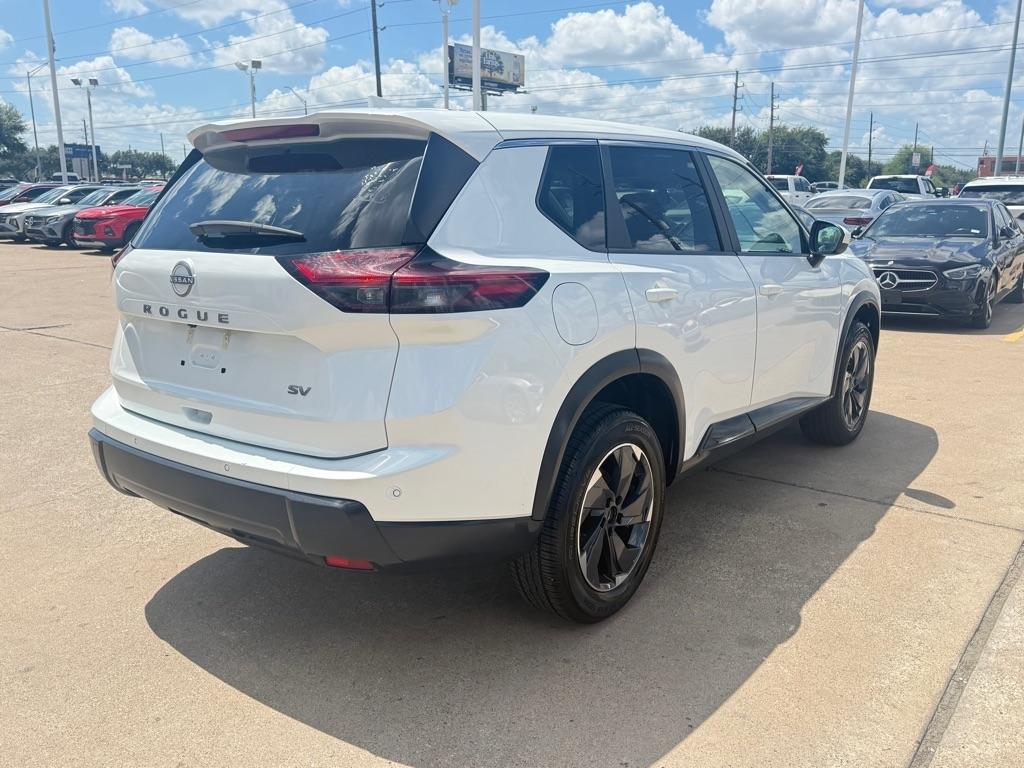 Nissan Rogue SV 2024