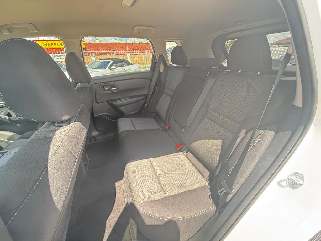 Nissan Rogue SV 2024
