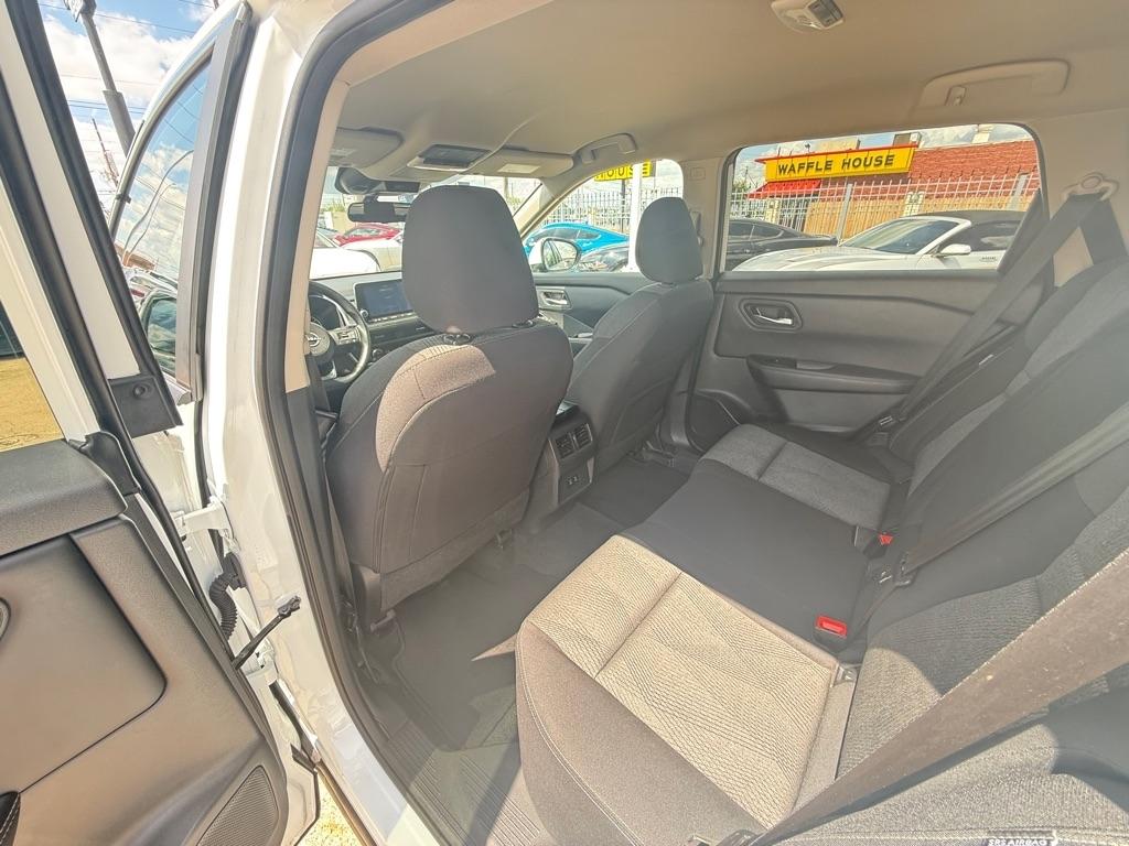 Nissan Rogue SV 2024