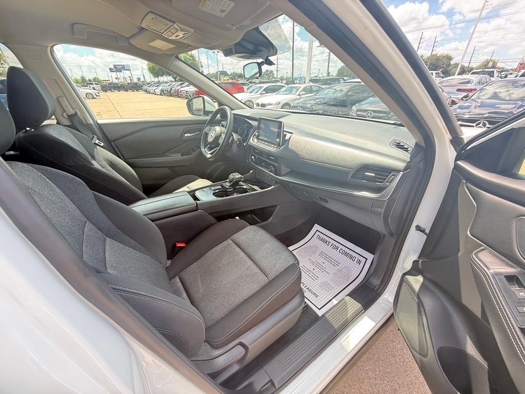 Nissan Rogue SV 2024