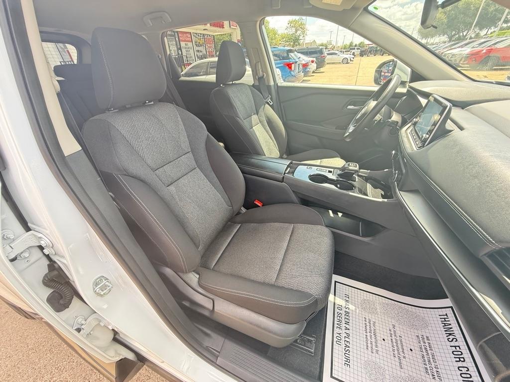 Nissan Rogue SV 2024
