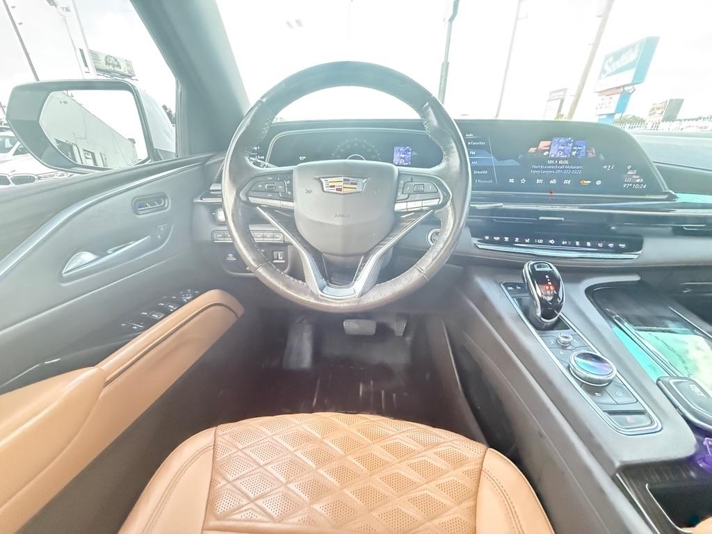 Cadillac Escalade Premium Luxury AWD 2022