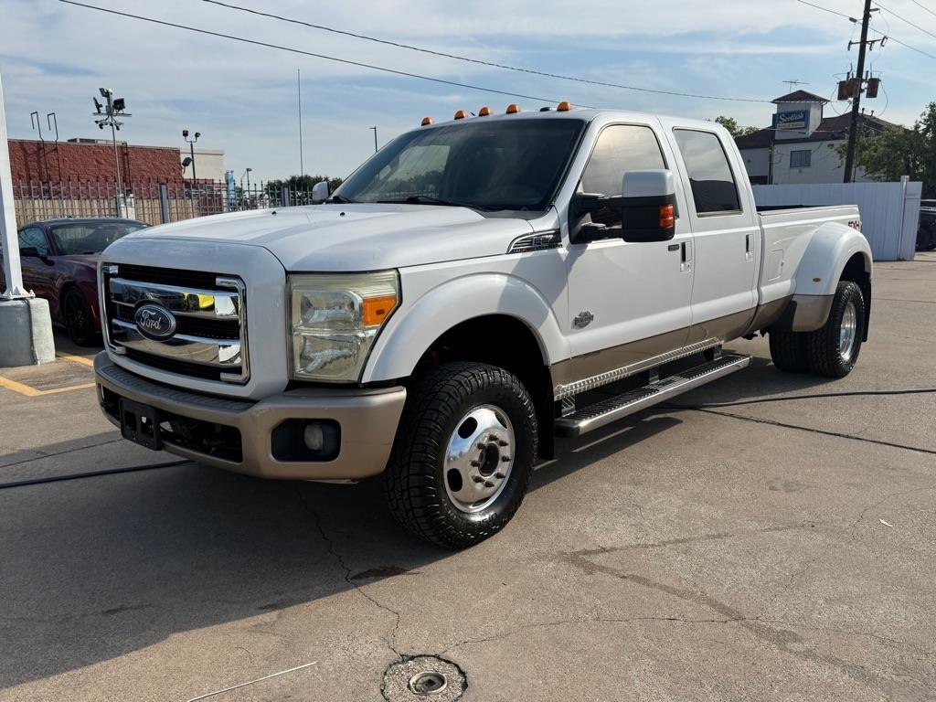 Ford F-350 SD XL Crew Cab Long Bed DRW 4WD 2011