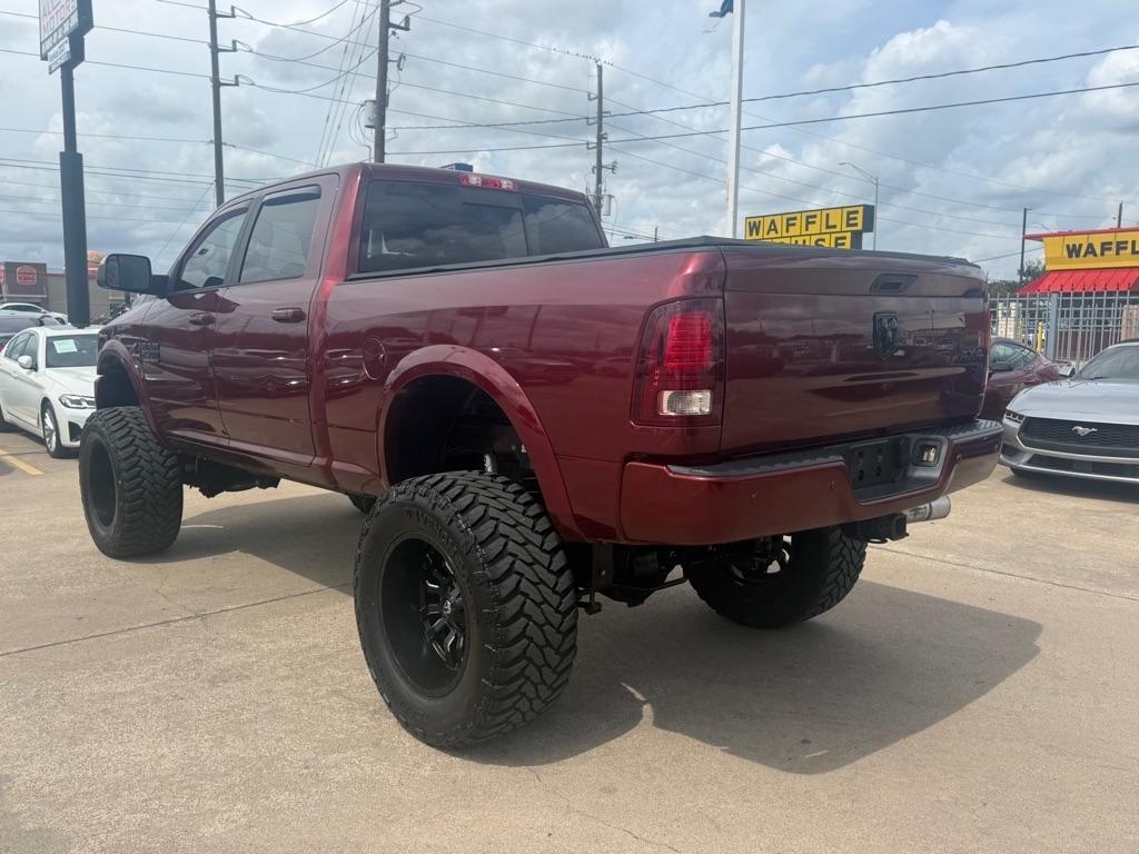 RAM 2500 Laramie 4x4 Crew Cab 6'4" Box 2017