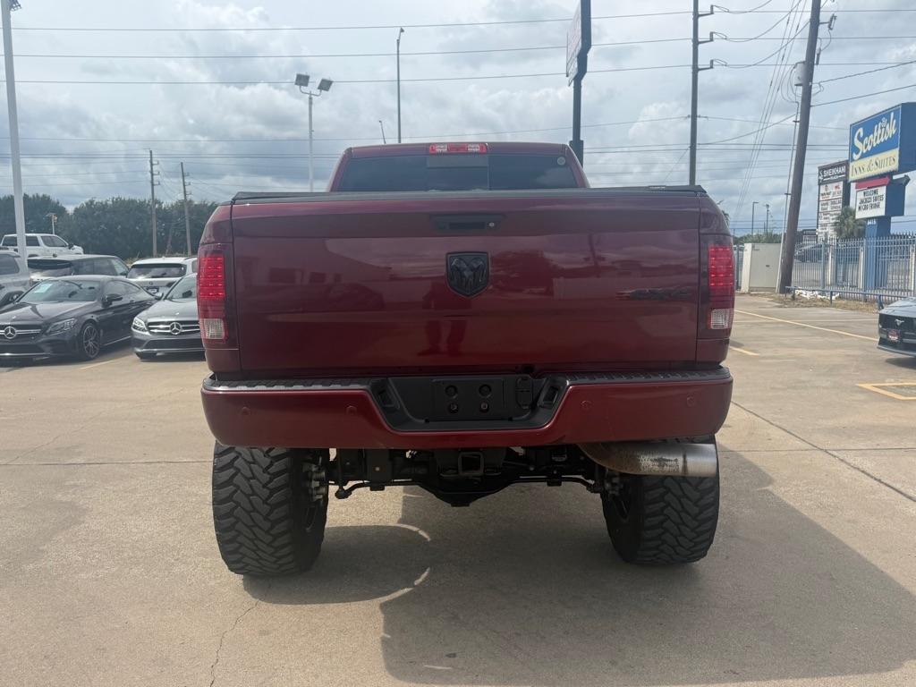 RAM 2500 Laramie 4x4 Crew Cab 6'4" Box 2017