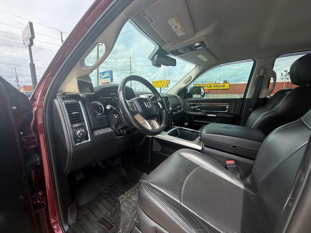 RAM 2500 Laramie 4x4 Crew Cab 6'4" Box 2017