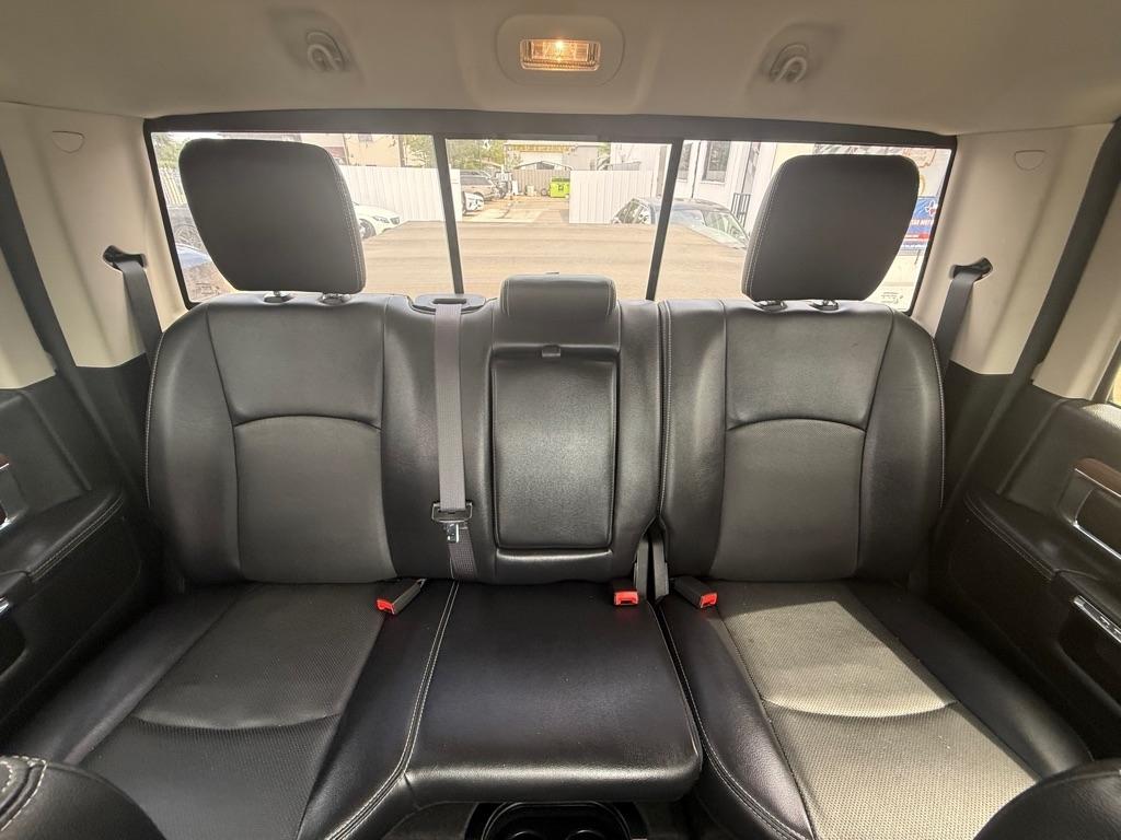 RAM 2500 Laramie 4x4 Crew Cab 6'4" Box 2017
