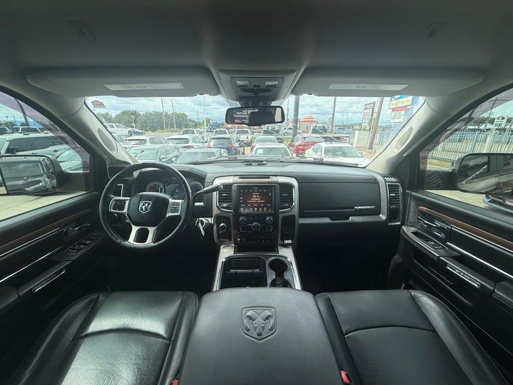 RAM 2500 Laramie 4x4 Crew Cab 6'4" Box 2017