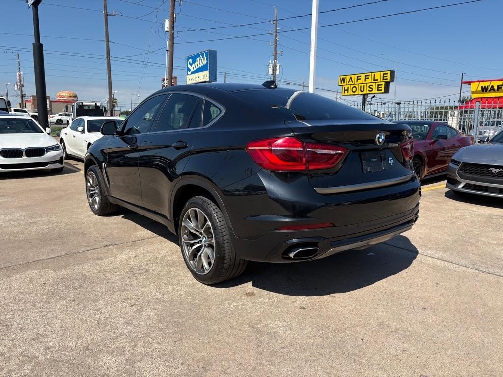 BMW X6 xDrive50i Sports Activity Coupe 2017