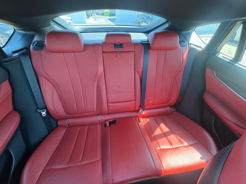 BMW X6 xDrive50i Sports Activity Coupe 2017
