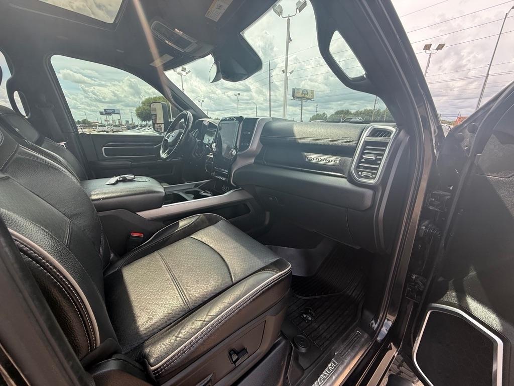 RAM 2500 Laramie 4x4 Crew Cab 6'4" Box 2020