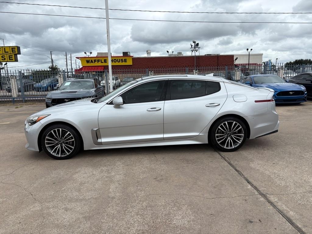 Kia Stinger Premium RWD 2018