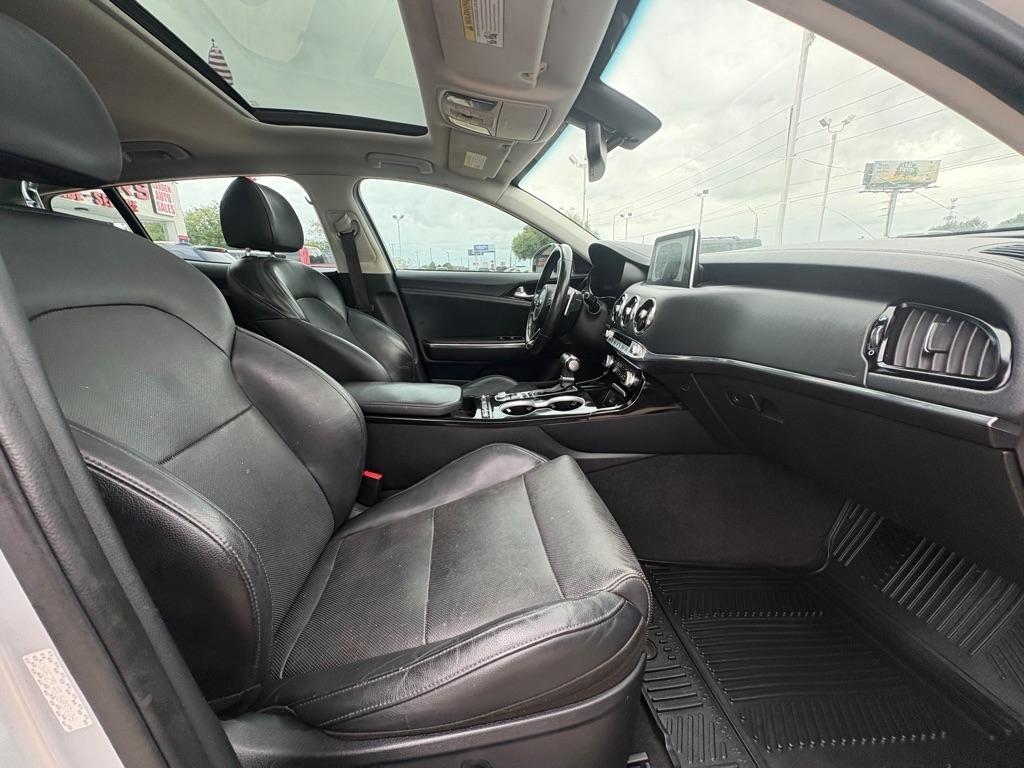 Kia Stinger Premium RWD 2018