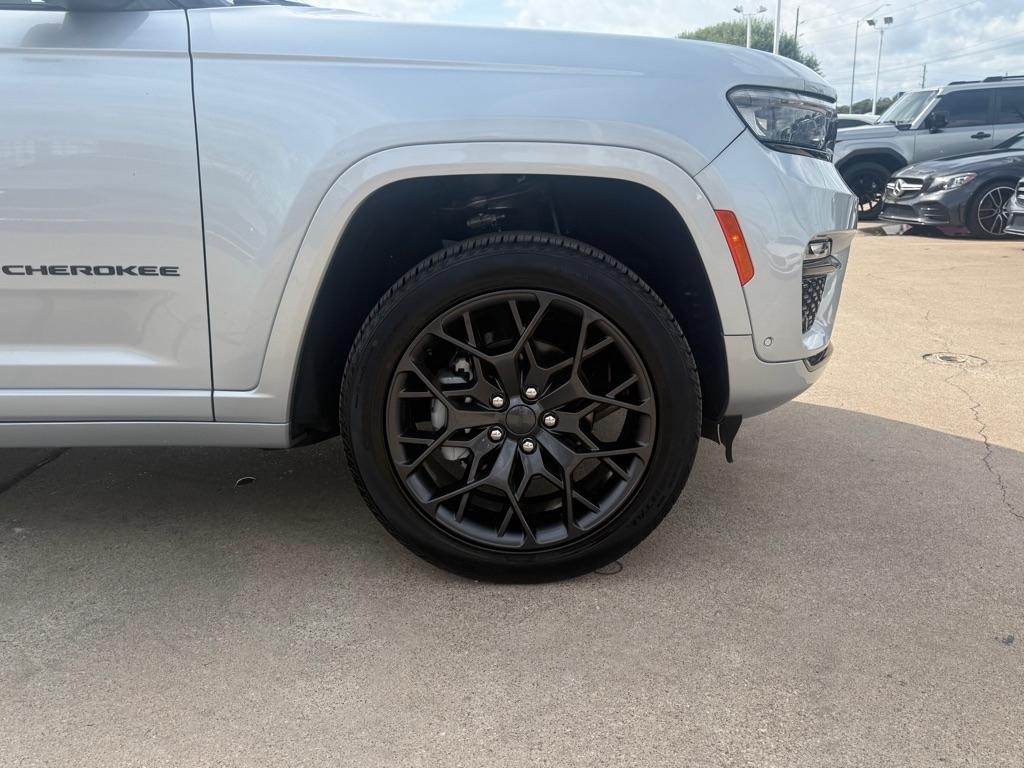 Jeep Grand Cherokee Summit 4WD 2025