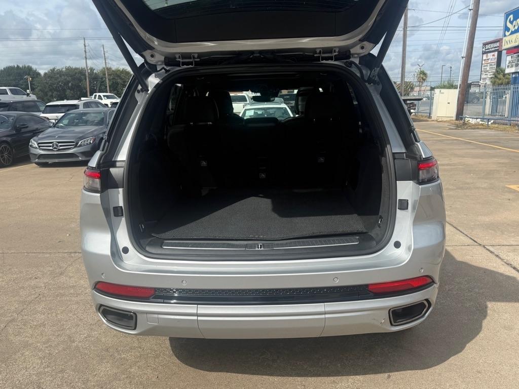 Jeep Grand Cherokee Summit 4WD 2025