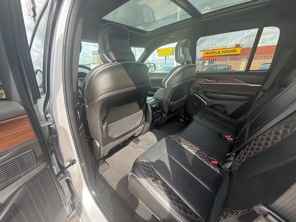 Jeep Grand Cherokee Summit 4WD 2025