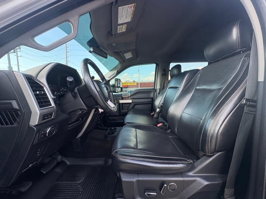 Ford F-250 SD Lariat Crew Cab 4WD 2018