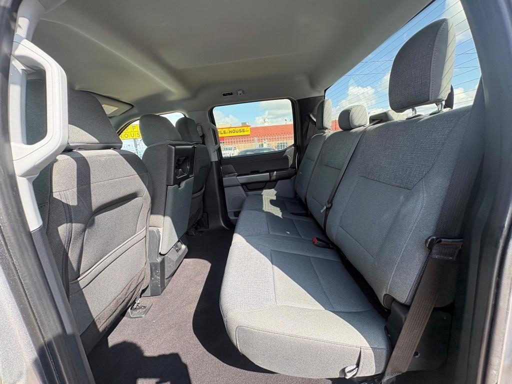 Ford F-150 XLT SuperCrew 4WD 2025