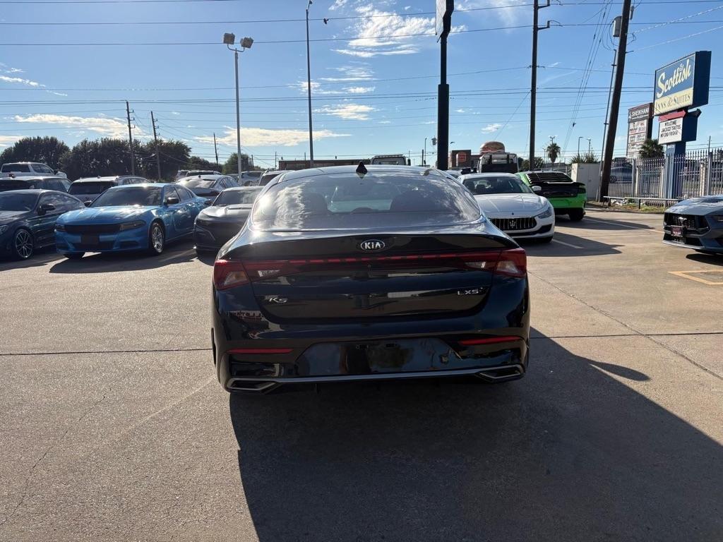 Kia K5 LXS 2021
