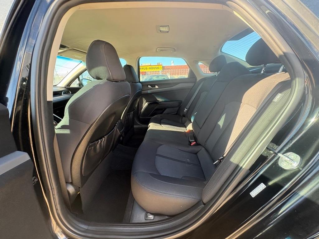 Kia K5 LXS 2021