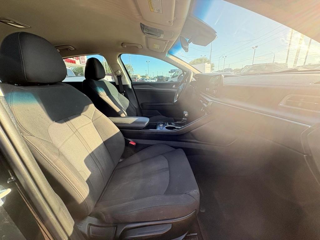 Kia K5 LXS 2021