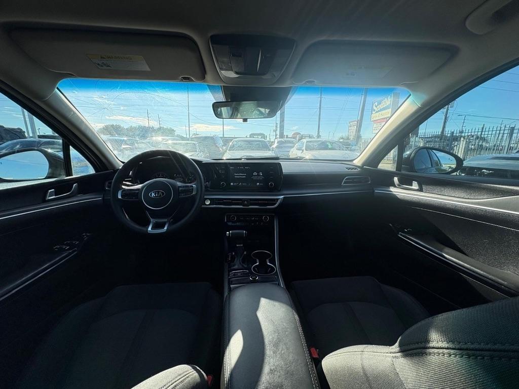 Kia K5 LXS 2021