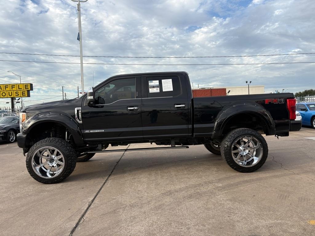 Ford Super Duty F-250 SRW King Ranch 4WD Crew Cab 8' Box 2019