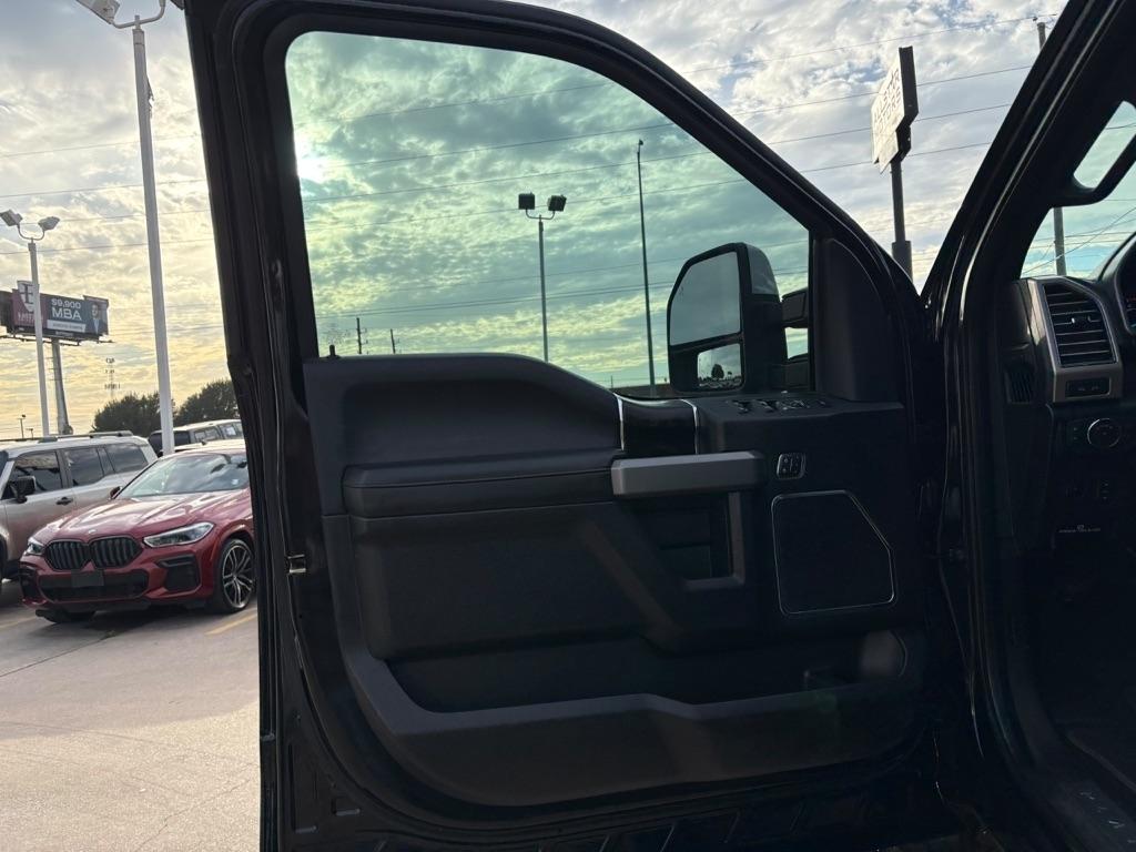 Ford Super Duty F-250 SRW King Ranch 4WD Crew Cab 8' Box 2019