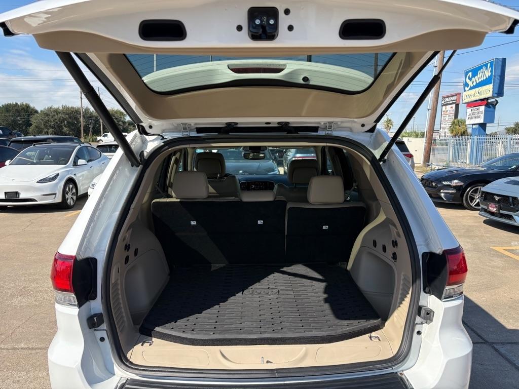 Jeep Grand Cherokee Limited 2WD 2021