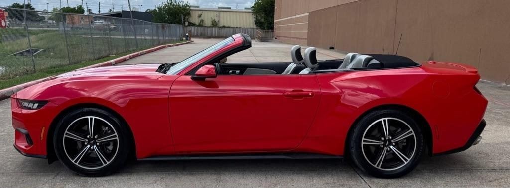 Ford Mustang EcoBoost Premium Convertible 2024