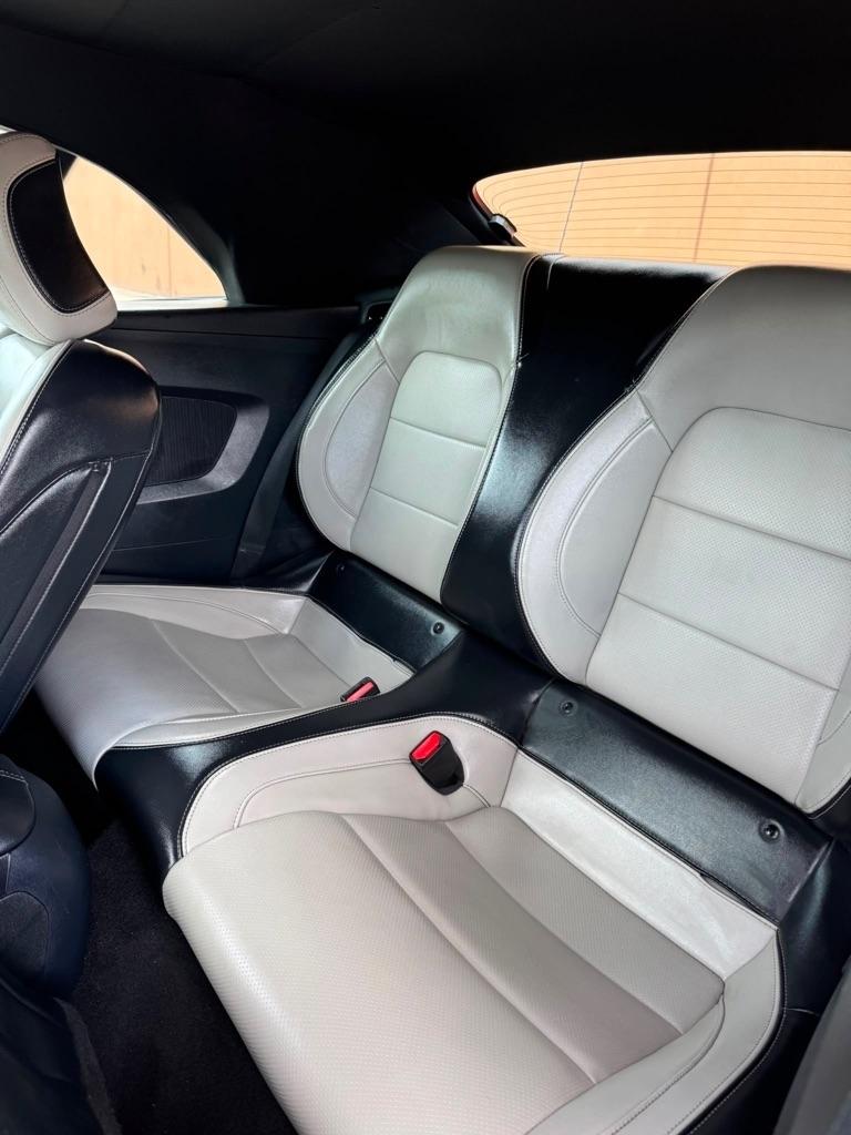 Ford Mustang EcoBoost Premium Convertible 2024