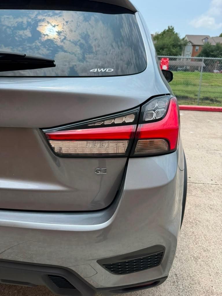 Mitsubishi Outlander Sport 2.0 ES 4WD 2025