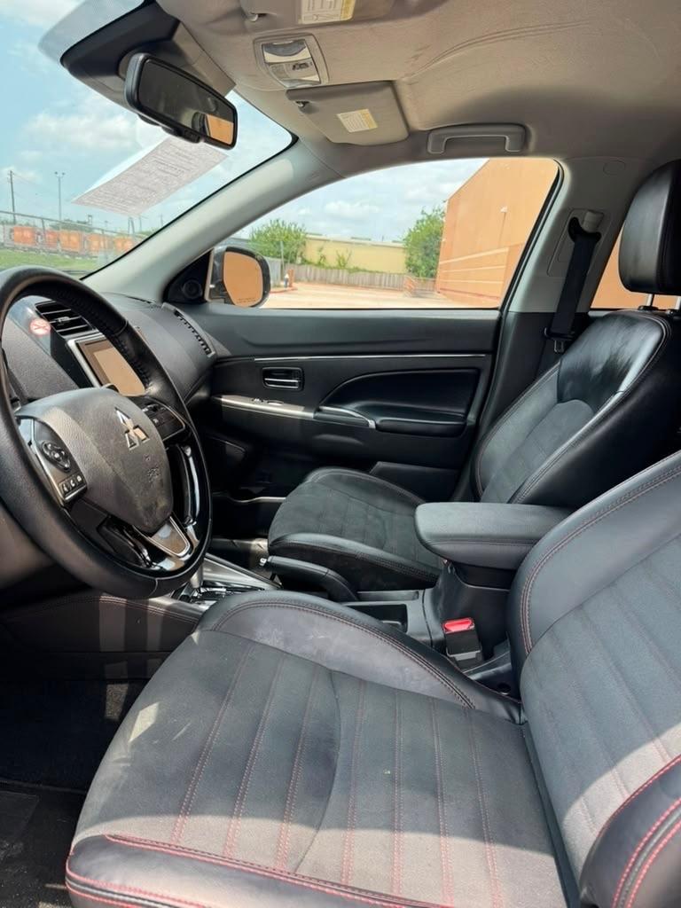 Mitsubishi Outlander Sport 2.0 ES 4WD 2025