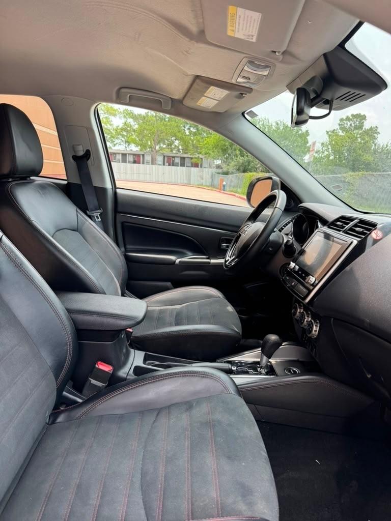 Mitsubishi Outlander Sport 2.0 ES 4WD 2025