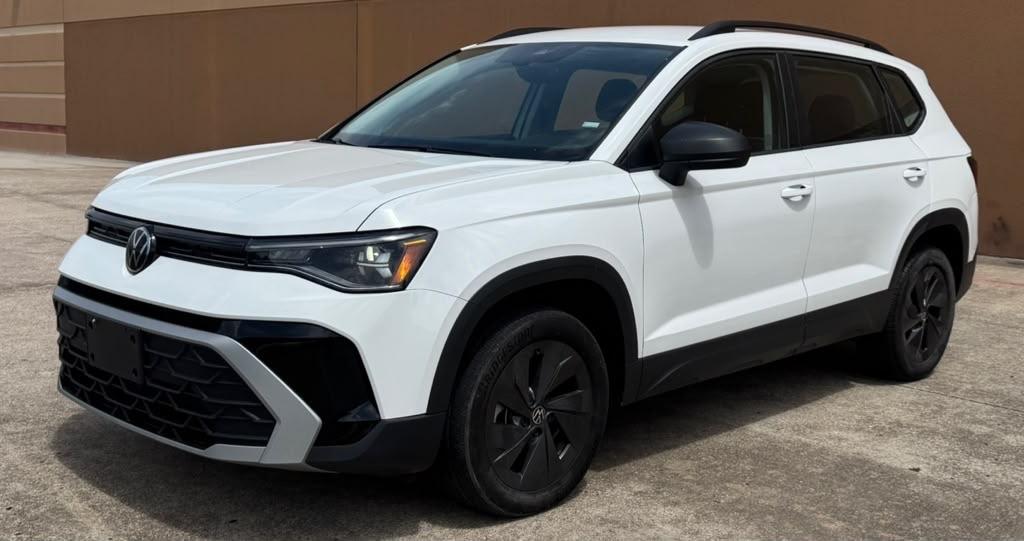 Volkswagen Taos S 2025