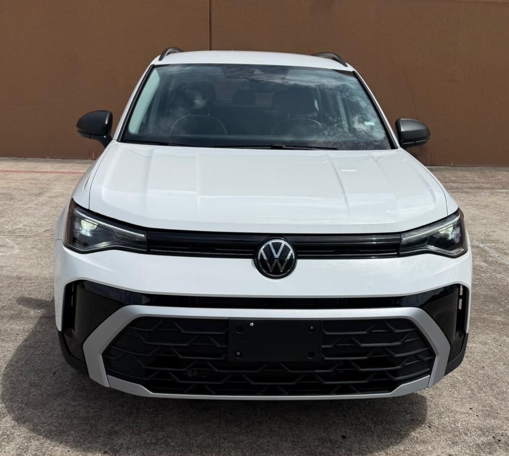 Volkswagen Taos S 2025