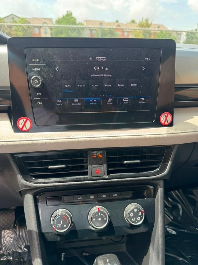 Volkswagen Taos S 2025
