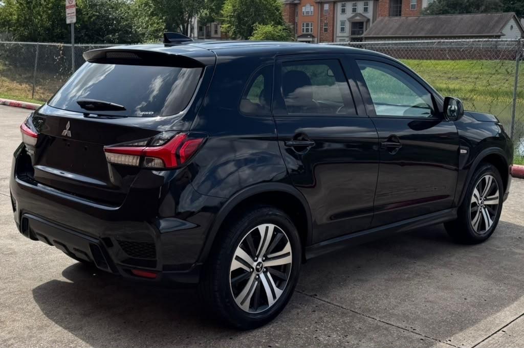 Mitsubishi Outlander Sport 2.0 ES 4WD 2025