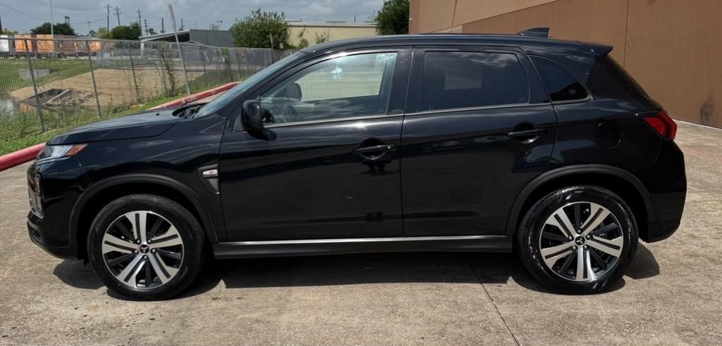 Mitsubishi Outlander Sport 2.0 ES 4WD 2025