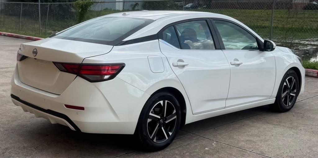 Nissan Sentra SV 2024