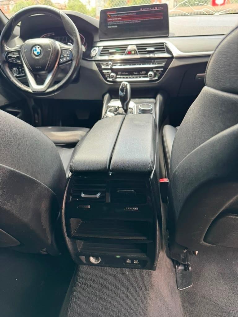 BMW 5-Series 530i 2022
