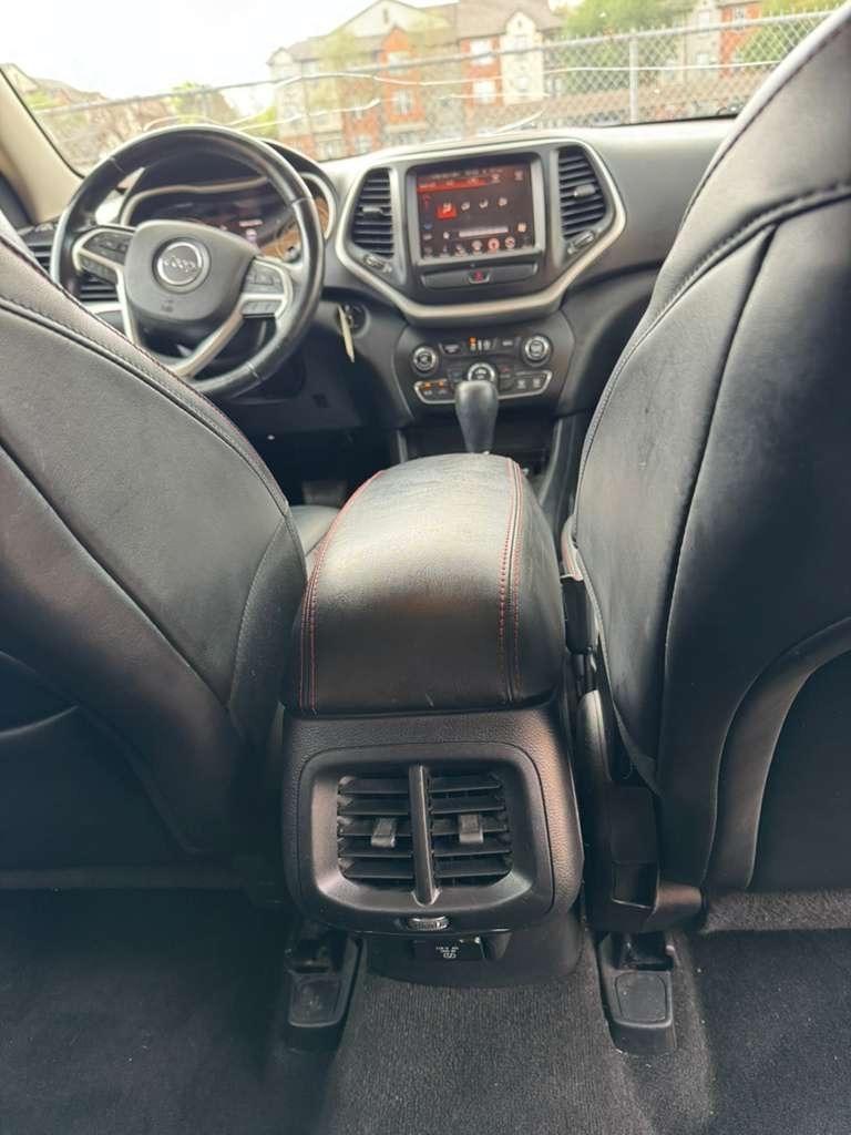 Jeep Cherokee 4WD 4dr Trailhawk 2015