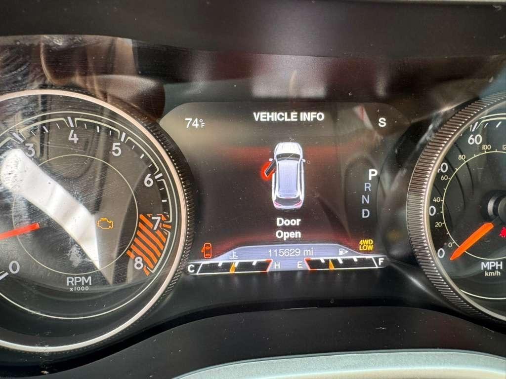 Jeep Cherokee 4WD 4dr Trailhawk 2015