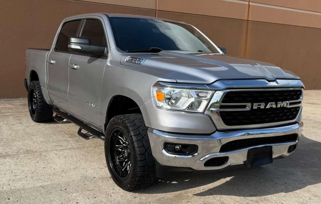 2022 RAM 1500 Lone Star 4x4 Crew Cab 5'7" Box